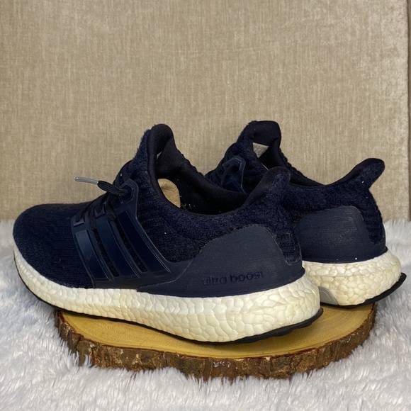 Adidas Ultra Boost 4.0 - Picture 2 of 14